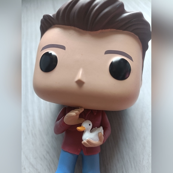 Funko Pop #265, Friends Joey Tribbiani with Rubber Duck, Vaulted Retired - Picture 3 of 3